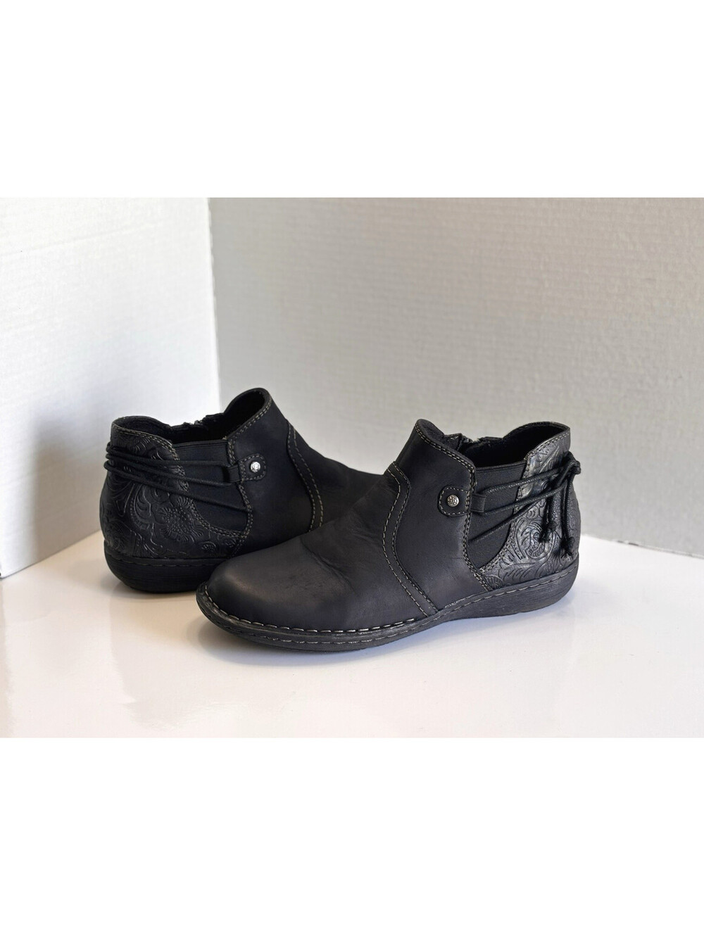 Earth Origins Tamara Trista Ankle Boots Womens Sz 9.5M Black Leather Zip Comfort
